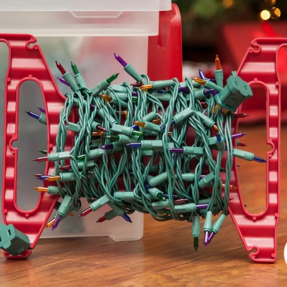 Holiday Light Wrap Storage, Red Plastic, Christmas Garland Garage Home Organizer - Picture 2 of 9